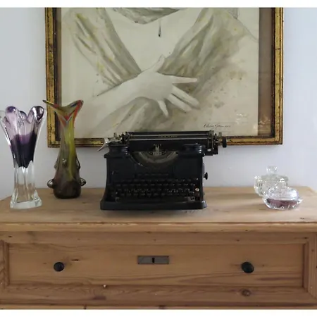 With Art-formerly Tui