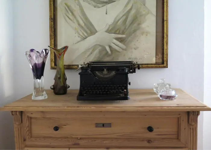 With Art-formerly Tui