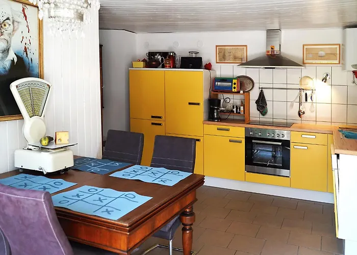 With Art-formerly Tui 公寓 *