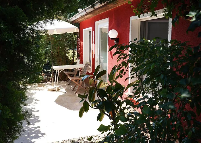 With Art-formerly Tui *